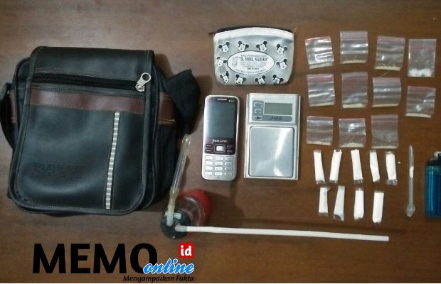 Foto: Sejumlah Barang Bukti yang berhasil diamankan polisi saat penggerebekan