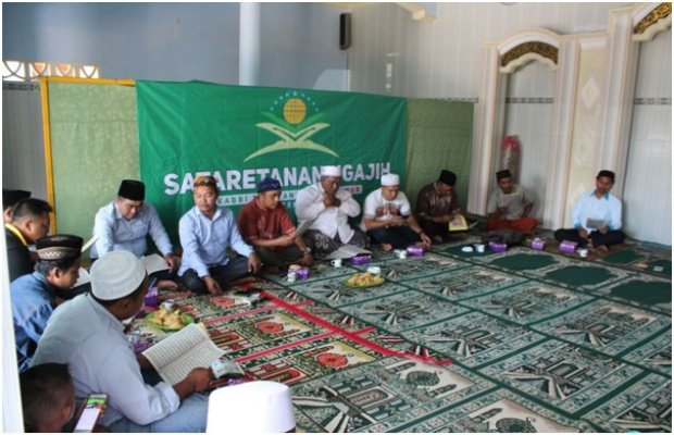Foto: Relawan Gusti saat Ngajih Sataretanan untuk kemenangan gus ipul