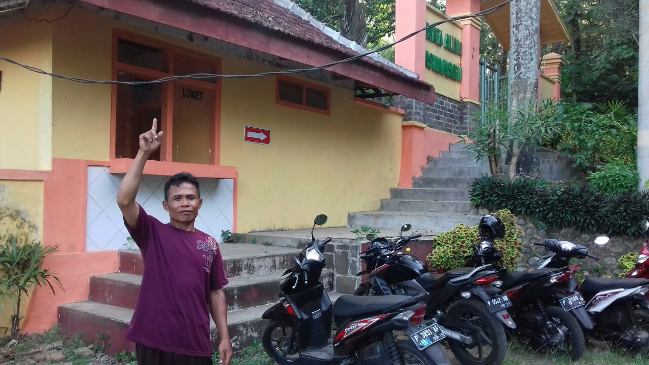 Foto: Kondisi kabel PLN yang bergelantungan di Area Wisata Tasnan Baru