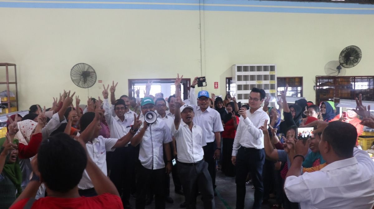 Foto: Gus Ipul Bersama Konstituennya