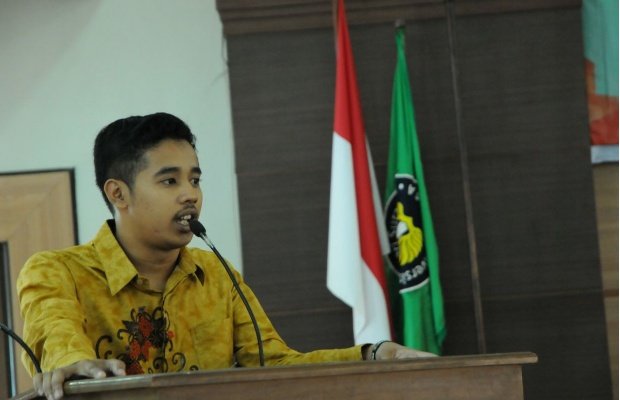 Foto: Salah Satu Anggota BEM Jatim saat audiensi dengan DPR