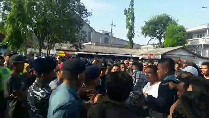 Foto: Suasana di pelabuhan tanjung wangi banyuwangi