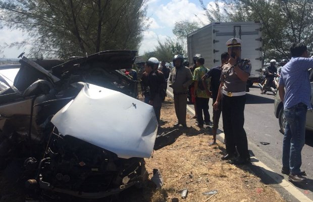 Foto: Mobil Taruna yang mengalami kecelakaan di sumenep