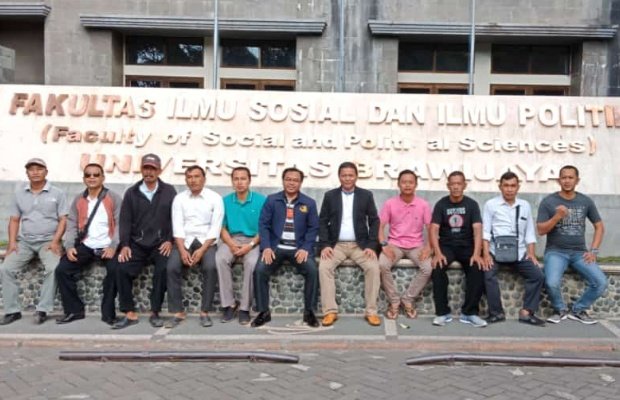 Foto: Sepuluh orang pemuda Sumenep saat studi banding ke UB Malang