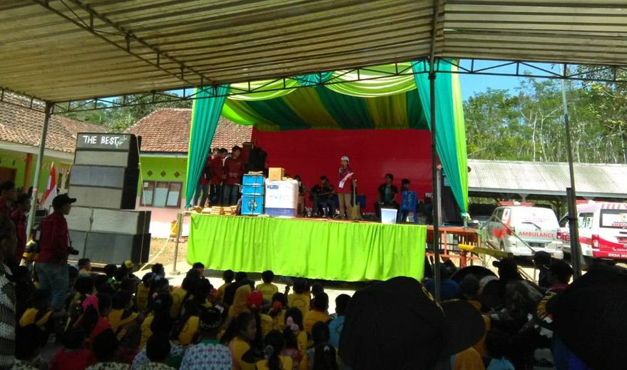 Foto: penampilan atau pemintasan HUT RI ke 73 .di desa Mulyorejo kec.silo