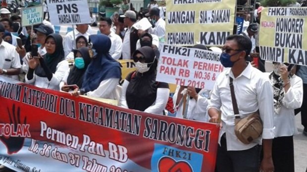 Foto: Demo Honorer K 2 di Sumenep