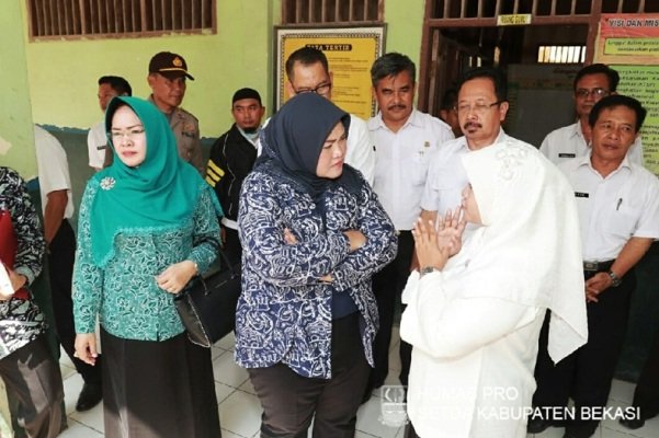 Foto: Bupati Bekasi