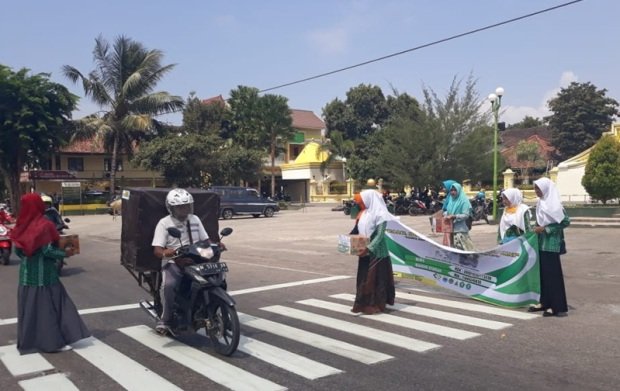 Foto: Aksi penggalangan dana pemuda NU Sumenep