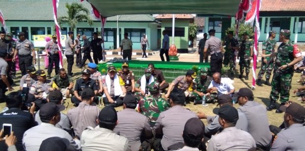 Foto: Kunjungan Polda Jatim dan Pangdam V Brawijaya ke Sampang
