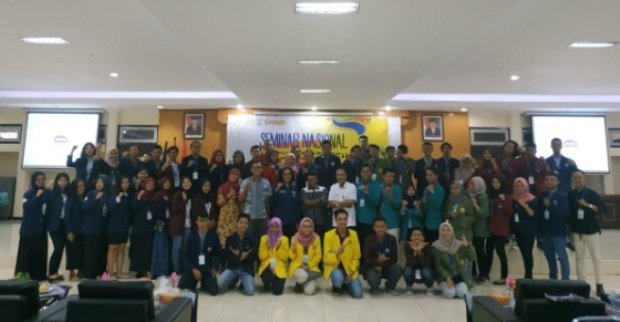Foto Bersama Mahasiswa Administrasi Negara Se-Jawa Timur