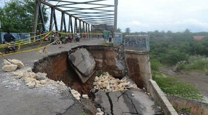 Foto: Ilustrasi Kondisi Jembatan Cipamingkis pada Maret 2018.