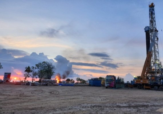 Foto: Pembakaran Gas Sumur ENC-02, EM