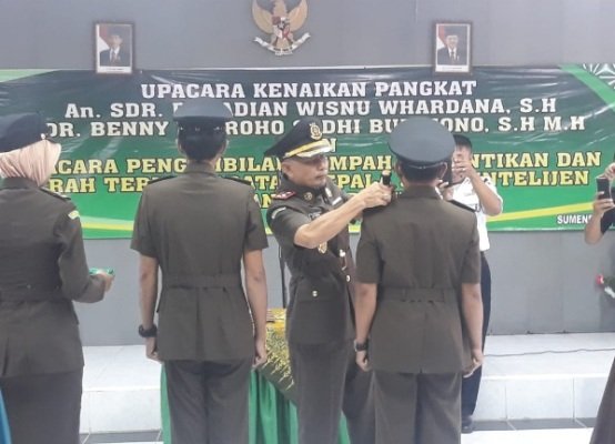 Foto: Upacara serah terima jabatan Kasi Intel Kejari Sumenep 