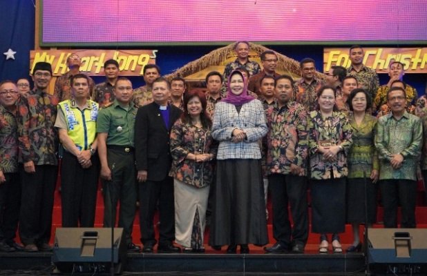 Foto: Walikota Batu saat menghadiri Perayaan Natal BKSD Kota Batu Tahun 2018 