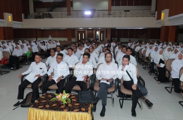 Foto: 204 Orang CPNS di Bekasi saat mendapat Pengarahan BKPPD