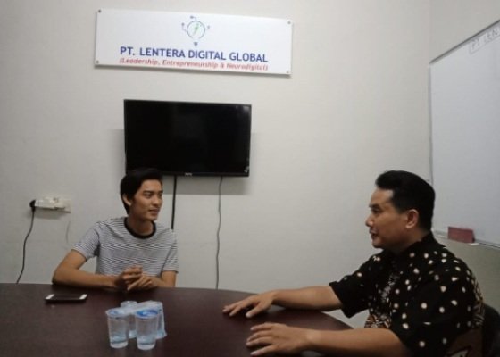Foto: Kunjungan Dede ke CEO Lentera Digital Global Feby M Faisal 