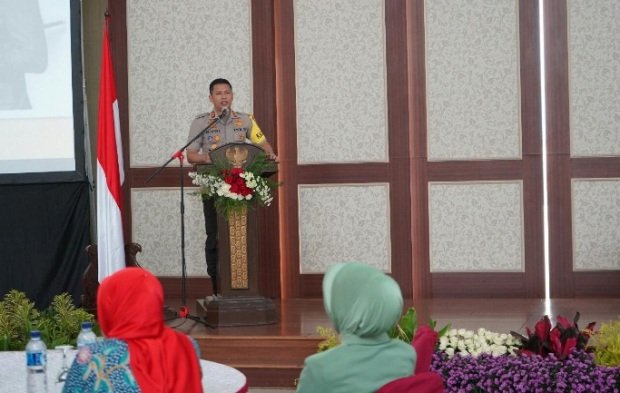 Foto: Kapolres Batu, AKBP Budi Hermanto SIK, M.Si saat memberikan pemaparan pada giat Sosialisasi Tahapan Pemilihan Umum Tahun 2019