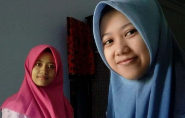 Foto: Maliatuz Zahroh (kiri) dan Evadatus Sa'adah (kanan) Tim Redaksi MEMO online