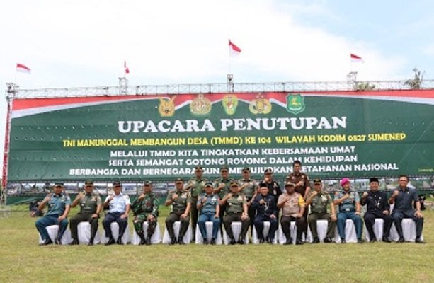 foto: penutupan TMMD ke 104