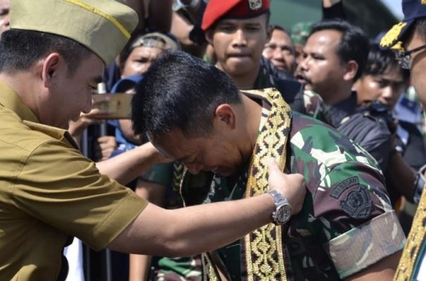 Foto: Peresmian Penerbangan Komersial di Lanudad Gatot Soebroto 