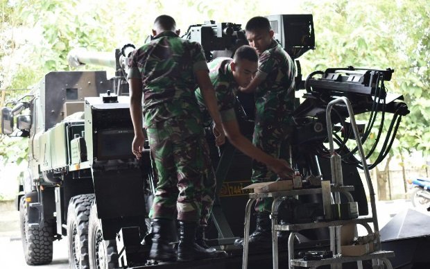 Foto: para tentara terlihat sedang berlatih