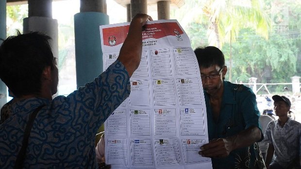 foto: Penghitungan Suara di Gedung Balai Rakyat Depok 2 Tengah