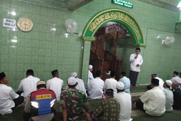 foto: Kodim 0831/Surabaya Timur Gelar Shalat Tahajud