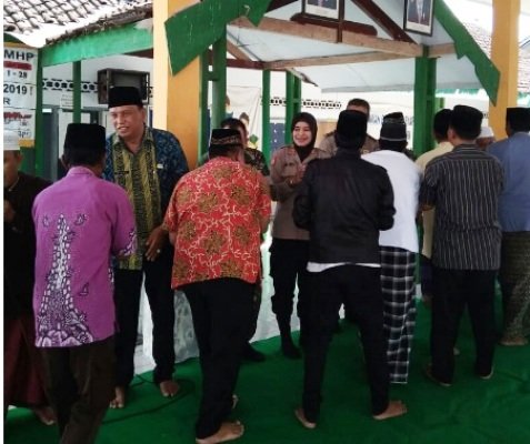 Foto: suasana halal bihalal d Desa Pakusari