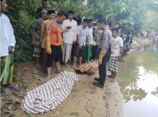 Foto: Dua ABG malang usai  dievakuasi 