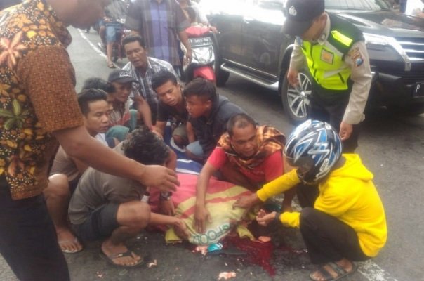 Foto: Korban Laka Lantas di Jalan Pakusari Jember