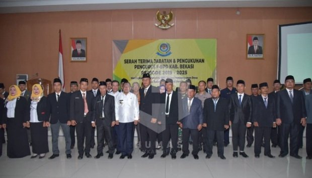 Foto : Bupati Bekasi, di acara pengukuhan F-BPD Kabupaten Bekasi