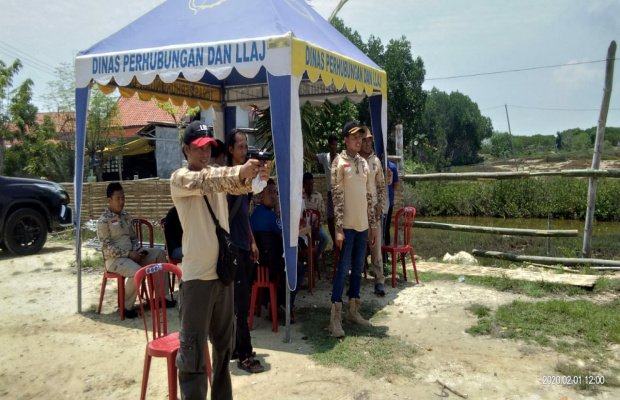 Foto : Anggota Perbakin Sampang sedang latihan menembak di lapangan barunya di Kelurahan Banyuanyar