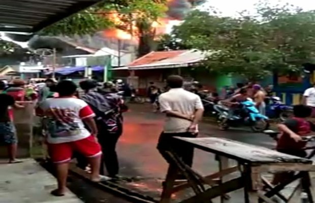 Foto : Kondisi Ruko Di Kawasan Sebaung Habis Terbakar