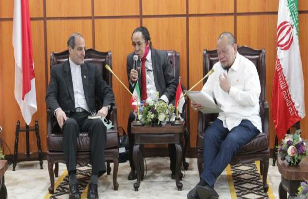 Foto : Ketua DPD RI, AA LaNyalla Mahmud Mattalitti dan Dutabesar Republik Islam Iran Mohammad Khoush Heikal Azad