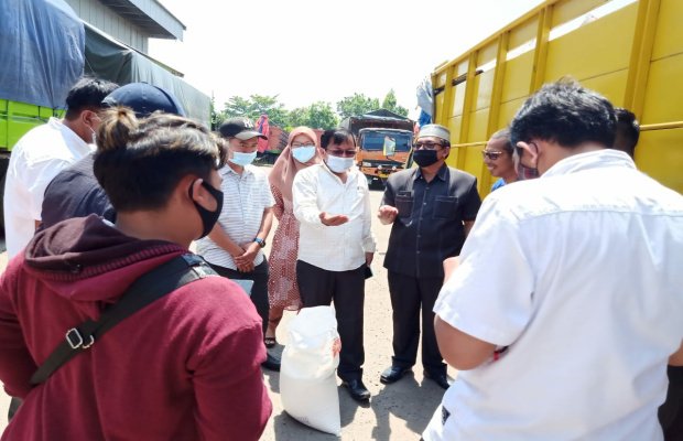 Foto : Sidak Komisi D DPRD Bangkalan ke Gudang Bulog