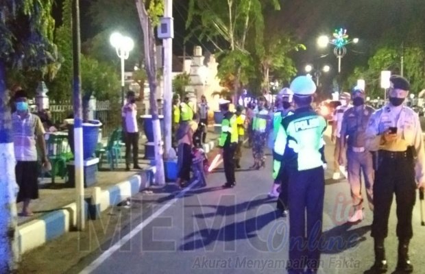 Foto : Operasi Yustisi di depan Gor Indor Kabupaten Sampang