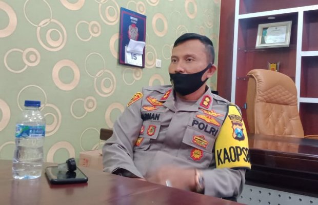  Foto : Kapolres Sumenep AKBP Darman saat dikonfirmasi di Mapolres setempat