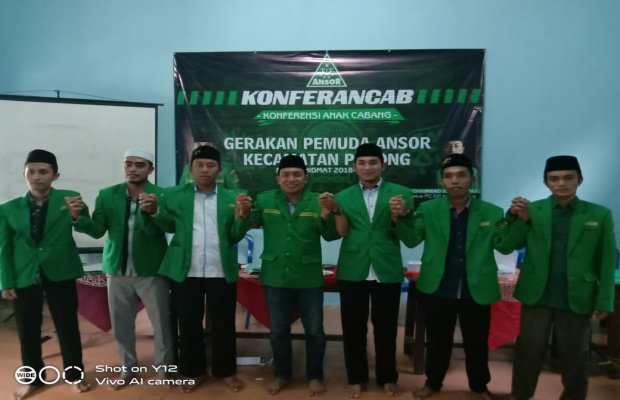 Foto: Foto bersama ketua umum PAC GP Ansor Kecamatan Pakong