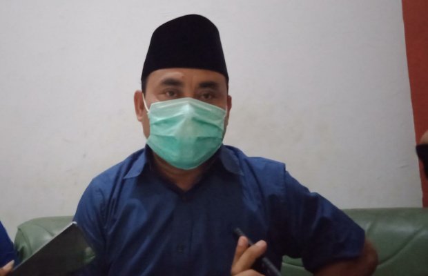Foto: Anggota Komisi IV DPRD Sumenep M. Syukri saat diwawancara