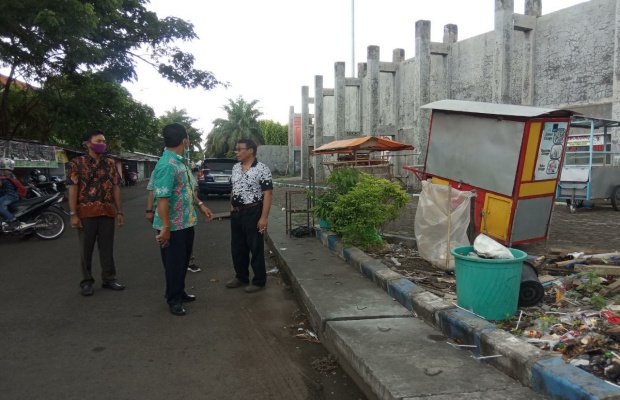 Foto : PKL di Stadion Gelora Bangkalan