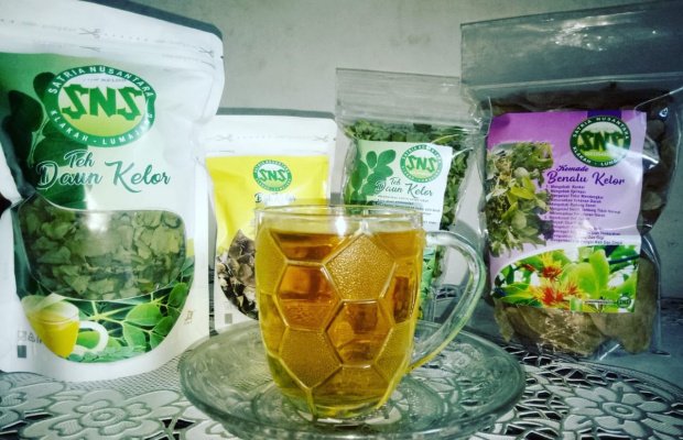 Foto: 'SNS' ( Satria Nusantara ), kemasaan teh daun kelor, hasil IKM Sapi'i - Klakah Lumajang