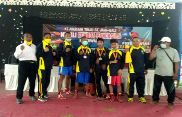 Foto : Dokumentasi Pertani Lumajang, saat meraih prestasi