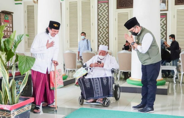 Foto: Bupati Pamekasan, Ketua DPRD Pamekasan,  Bersama Tokoh Ulama Madura