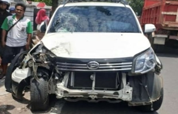 Foto: Mobil yang terlibat lakalantas