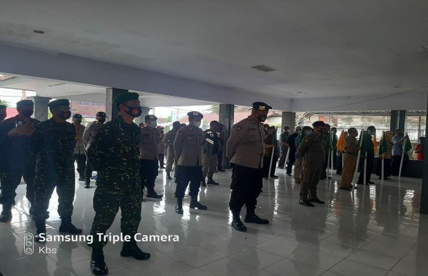 Foto : Kapolres pimpin apel ppkm mikro di Jember