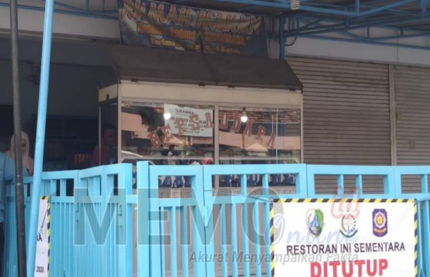 Foto : RM Padang di jalan Rajawali kota Sampang ditutup sementara