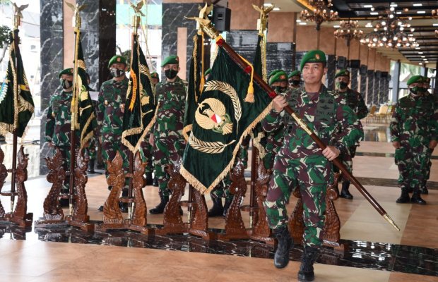 Foto: Kepala Staf Angkatan Darat (Kasad) Jenderal TNI Andika Perkasa pimpin acara Sertijab