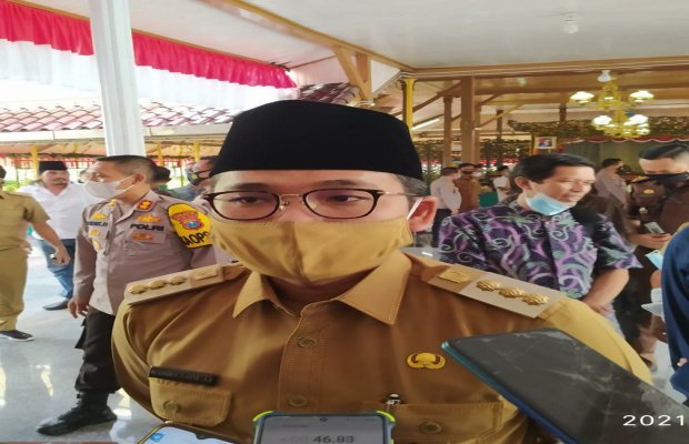  Foto : Bupati Bangkalan, R Abdul Latif Amin Imron