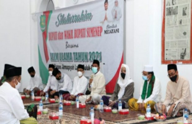 Foto: Bupati Fauzi saat bersilaturrahim ke Ponpes Annuqayah Guluk - guluk Sumenep