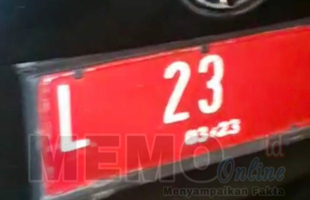 Foto : Mobil yang digunakan ketua Bawaslu Jatim terlibat lakalantas di Sampang